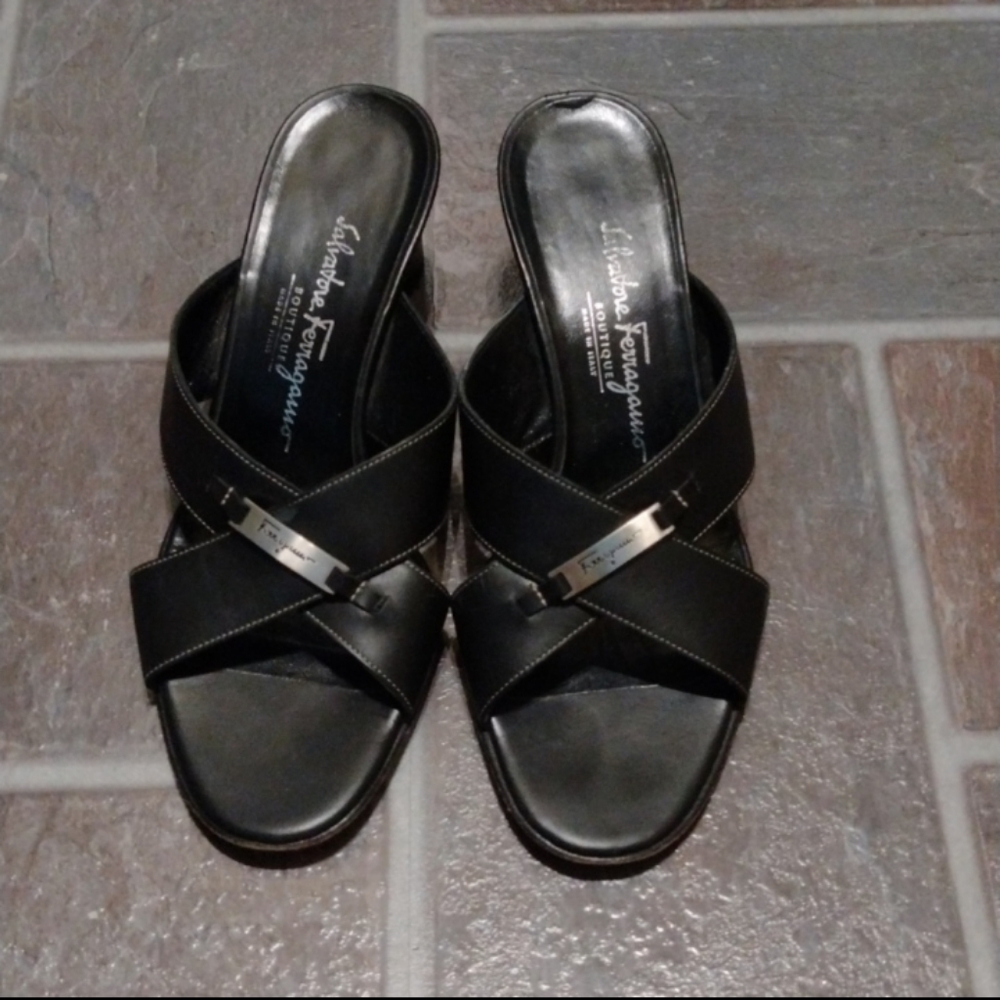 Salvatore Ferragamo black Logo black Crossover Strip Slip on block heel Sandal 7